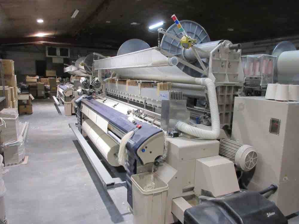 Looms in the mill